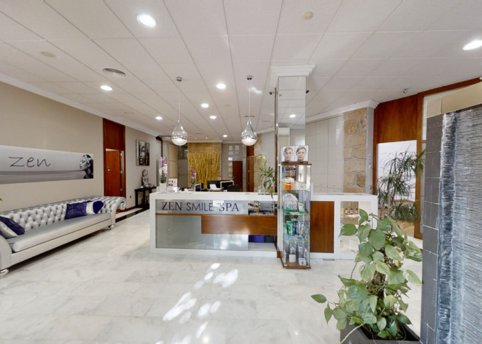 Estetica Javea : Révélez votre beauté naturelle avec le Dr. Caroline Carbasse, spécialiste en médecine esthétique